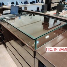 3. Вітрина для галантереї №1.jpg