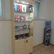 4. Вітрина для аксесуарів смартфонів №6.JPG