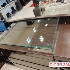 4. Вітрина для галантереї №1.jpg