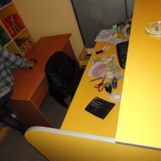 3. №22. Стійка стіл продавця в магазин автотоварів..JPG