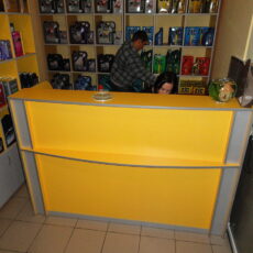 4. №22. Стійка стіл продавця в магазин автотоварів..JPG