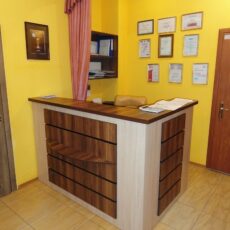 1. №122. Стійка ресепшн адміністратора в стоматологію.JPG