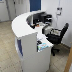 2. №129. Ресепшн стійка адміністратора в IT Компанію.JPG
