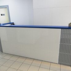5. №138. Стійка ресепшн адміністратора в IT Компанію.JPG